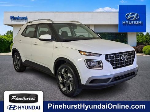 New 2026 Hyundai Venue SEL FWD image 1