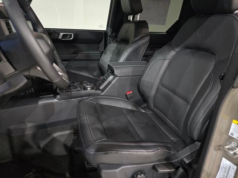 New 2025 Ford Bronco Badlands image 22