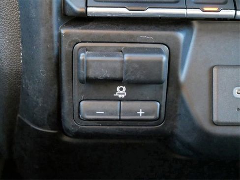 Used 2020 Chevrolet Silverado 1500 RST w/ All-Star Edition image 23