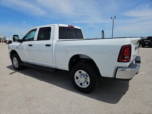 New 2026 RAM 2500 Tradesman AWD/4WD image 34