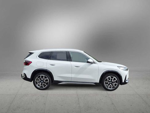New 2027 BMW X1 xDrive28i AWD/4WD image 9