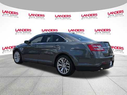 Used 2017 Ford Taurus Limited FWD image 5