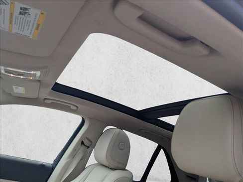 Used 2021 Mercedes-Benz GLE 350 image 14