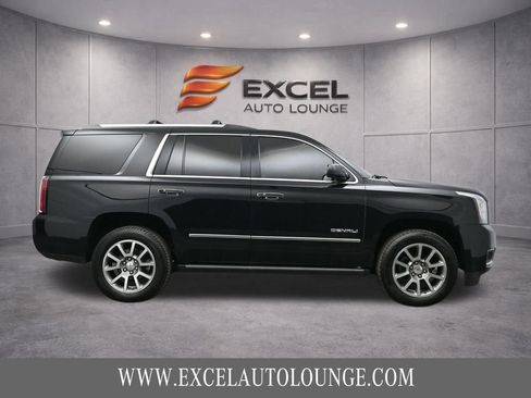Used 2015 GMC Yukon Denali w/ Premium Package image 7