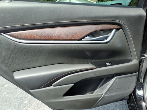 Used 2019 Cadillac XTS Luxury FWD image 20
