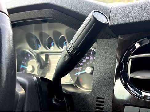 Used 2016 Ford F250 Platinum image 18