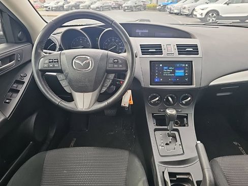 Used 2012 MAZDA MAZDA3 i Touring FWD image 2