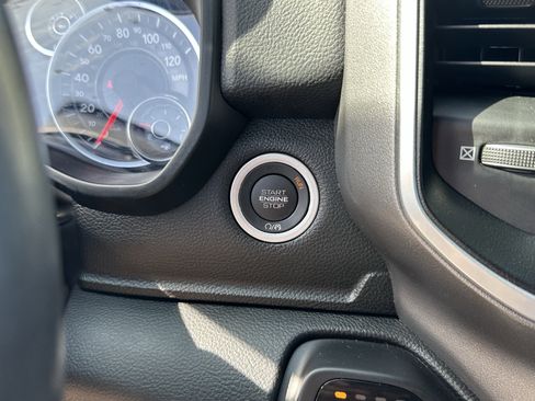 Used 2023 RAM 1500 Big Horn AWD/4WD image 24