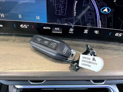 Used 2025 Audi Q5 Premium w/ Convenience Package AWD/4WD image 35