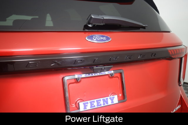 Certified 2025 Ford Explorer ST-Line w/ Premium Package AWD/4WD image 31