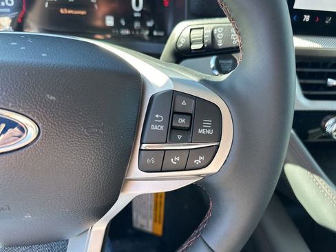 New 2026 Ford Explorer Active w/ Active Comfort Package image 19