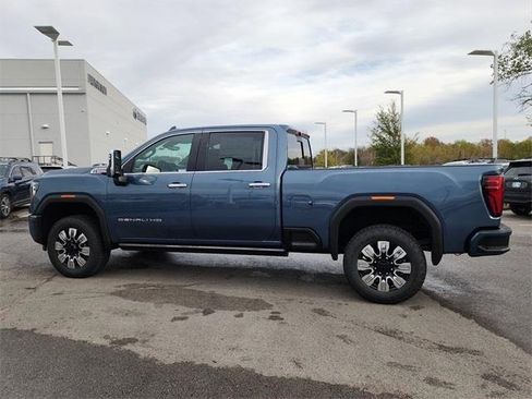 New 2026 GMC Sierra 2500 Denali w/ Denali Reserve Package image 9