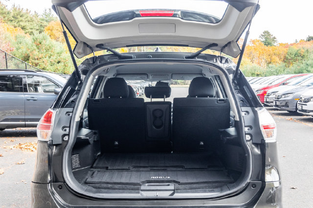 Used 2016 Nissan Rogue S AWD/4WD image 18