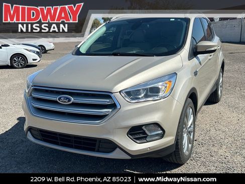 Used 2018 Ford Escape Titanium image 1