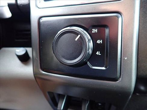 Used 2018 Ford F250 XLT AWD/4WD image 18