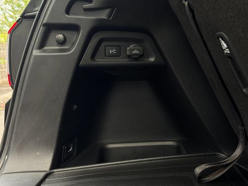 Certified 2025 Honda Pilot Elite image 37
