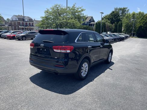 Used 2017 Kia Sorento L FWD image 7