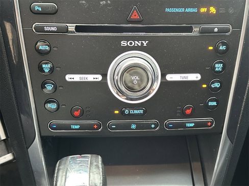 Used 2018 Ford Explorer Sport image 34