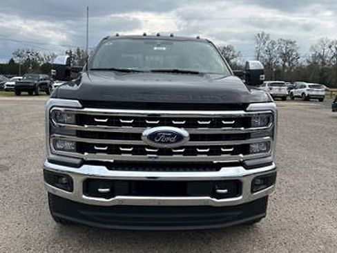 New 2024 Ford F250 Lariat w/ Lariat Ultimate Package image 4