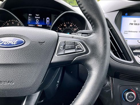 Used 2017 Ford Escape Titanium AWD/4WD image 26
