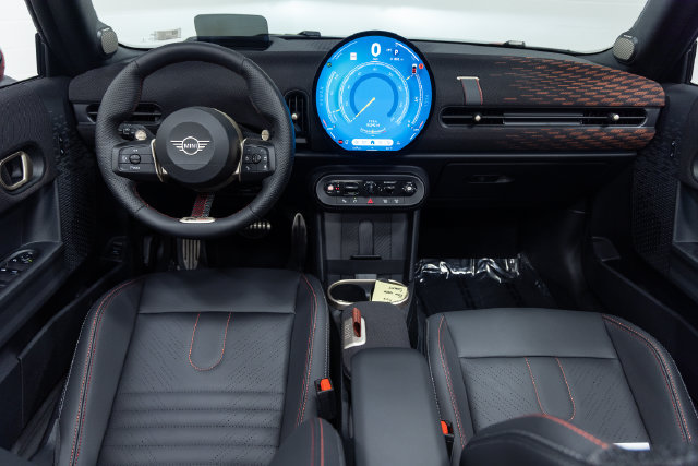 Certified 2025 MINI Cooper John Cooper Works FWD image 17