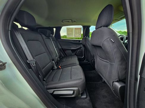 Used 2023 Ford Escape Active AWD/4WD image 35