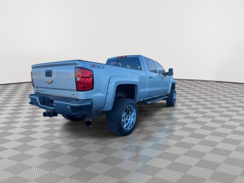 Used 2018 Chevrolet Silverado 2500 LTZ w/ Duramax Plus Package image 8