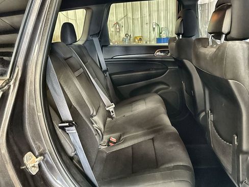 Used 2014 Jeep Grand Cherokee Laredo w/ Quick Order Package 23E image 28