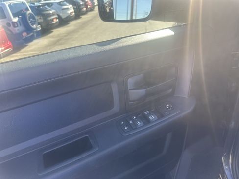 Used 2016 RAM 3500 Tradesman w/ Popular Equipment Group image 13