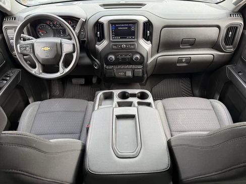 Used 2022 Chevrolet Silverado 1500 Custom image 11