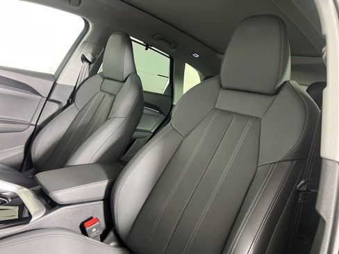 Certified 2025 Audi Q5 Premium Plus w/ Premium Plus AWD/4WD image 22