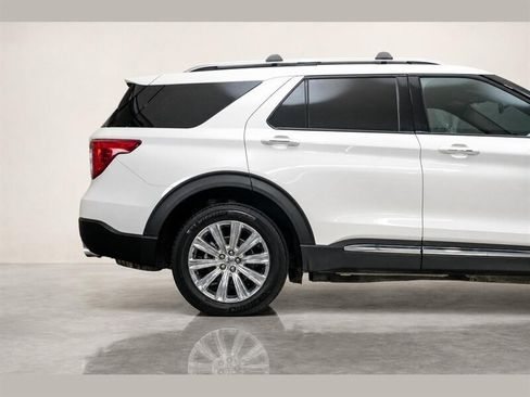 Used 2021 Ford Explorer King Ranch w/ Premium Technology Package AWD/4WD image 7