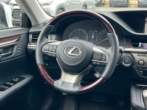 Used 2017 Lexus ES 350 FWD image 12
