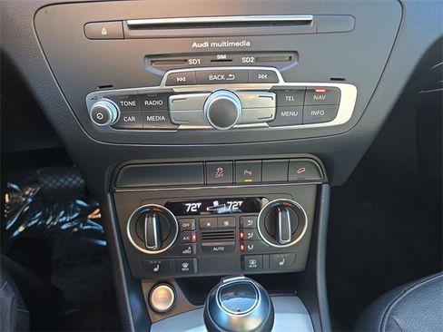 Used 2017 Audi Q3 2.0T Premium image 26