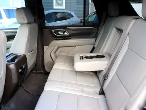 Used 2021 Chevrolet Tahoe LT image 25