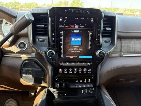 Used 2019 RAM 2500 Limited AWD/4WD image 18
