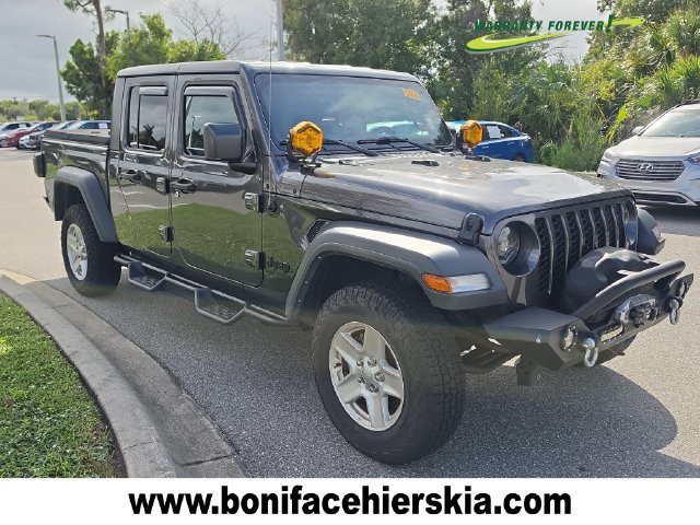 Used 2022 Jeep Gladiator Sport AWD/4WD image 1