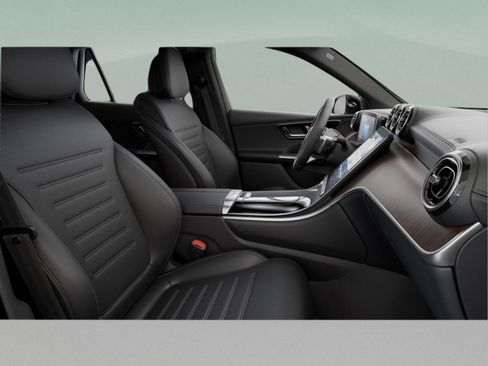 Certified 2025 Mercedes-Benz GLC 300 4MATIC w/ AMG Line image 42