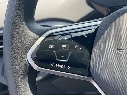 Certified 2023 Volkswagen ID.4 Pro S RWD image 9