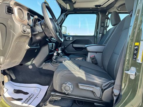 Used 2020 Jeep Wrangler Unlimited Sport AWD/4WD image 16