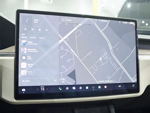 Used 2021 Tesla Model S Long Range image 16