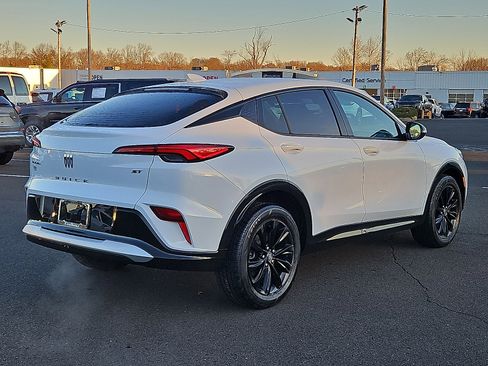 Certified 2024 Buick Envista Sport Touring w/ Advanced Safety Package image 6