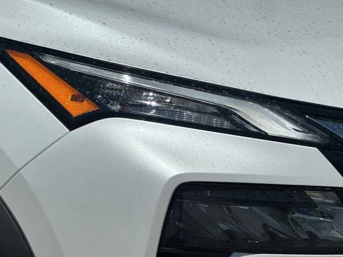 New 2026 Nissan Rogue SV image 28