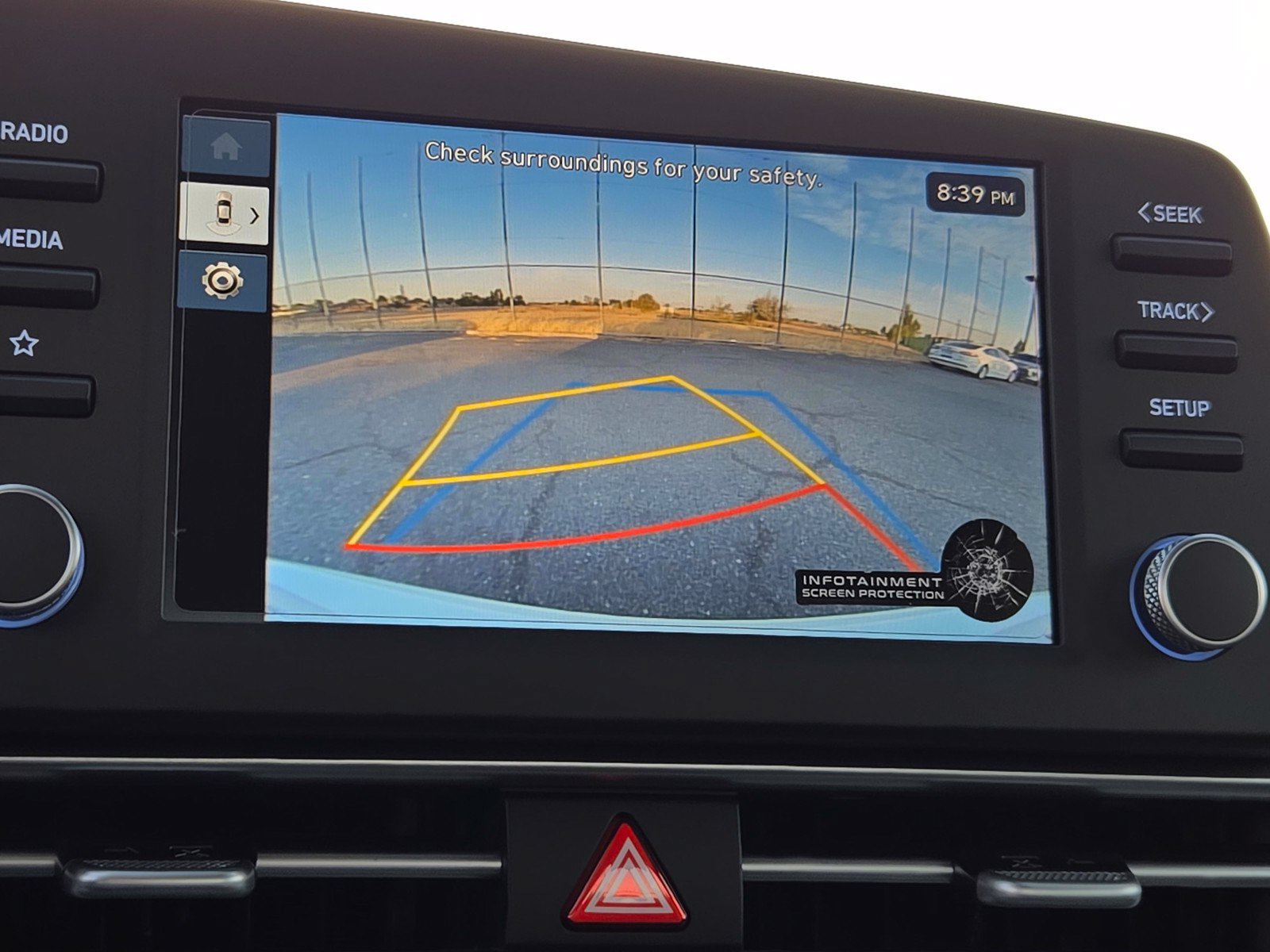 New 2026 Hyundai Elantra Hybrid FWD image 11