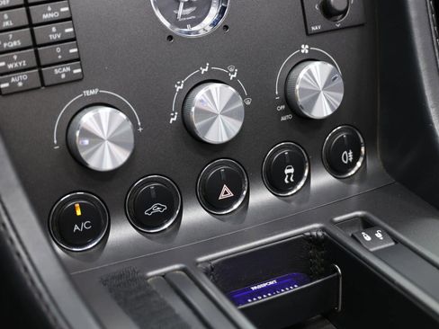 Used 2008 Aston Martin V8 Vantage Roadster RWD image 35