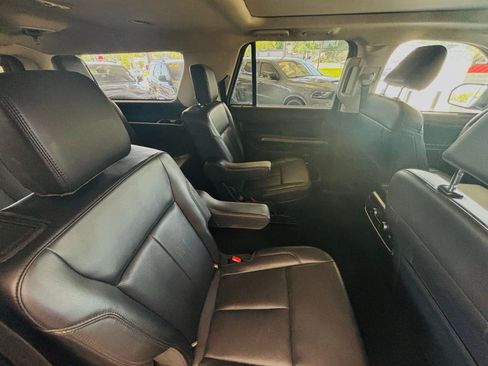Used 2024 Ford Expedition Max XLT AWD/4WD image 32