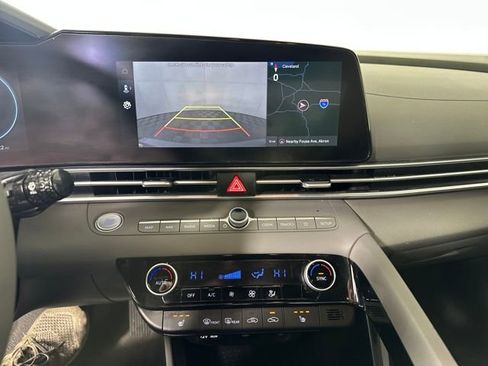 Certified 2023 Hyundai Elantra SEL w/ Convenience Package image 22