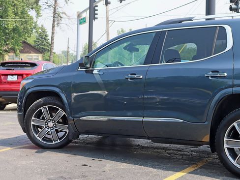 Used 2019 GMC Acadia Denali w/ Technology Package AWD/4WD image 13