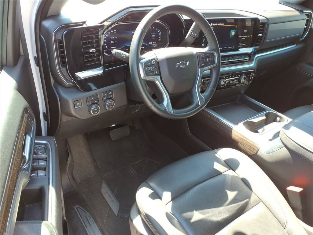 Certified 2025 Chevrolet Silverado 2500 LT w/ Trail Boss Package AWD/4WD image 8
