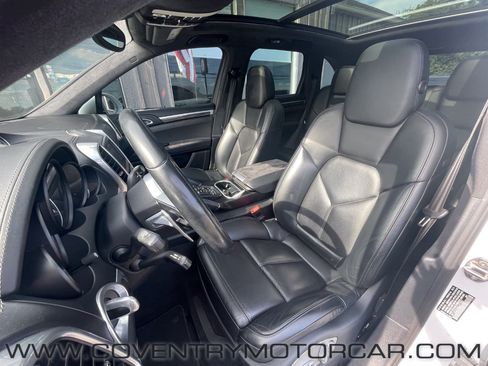 Used 2016 Porsche Cayenne GTS w/ Premium Package Plus AWD/4WD image 38